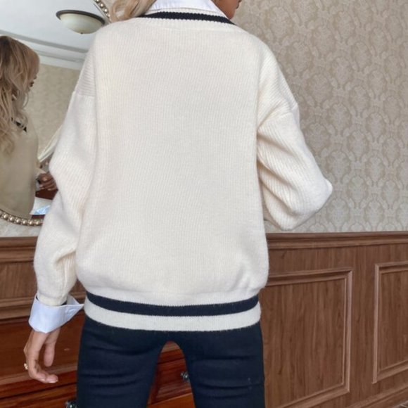 Preppy Classic V-neck Sweater top - Picture 5 of 5